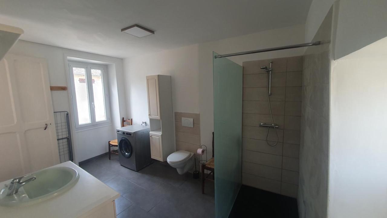 Charmante Maison De Village Condat-sur-Vezere Екстериор снимка
