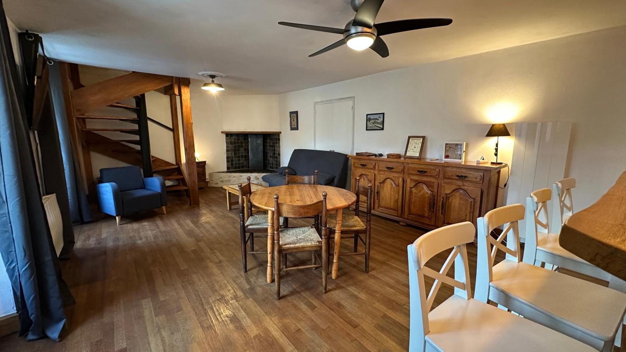 Charmante Maison De Village Condat-sur-Vezere Екстериор снимка